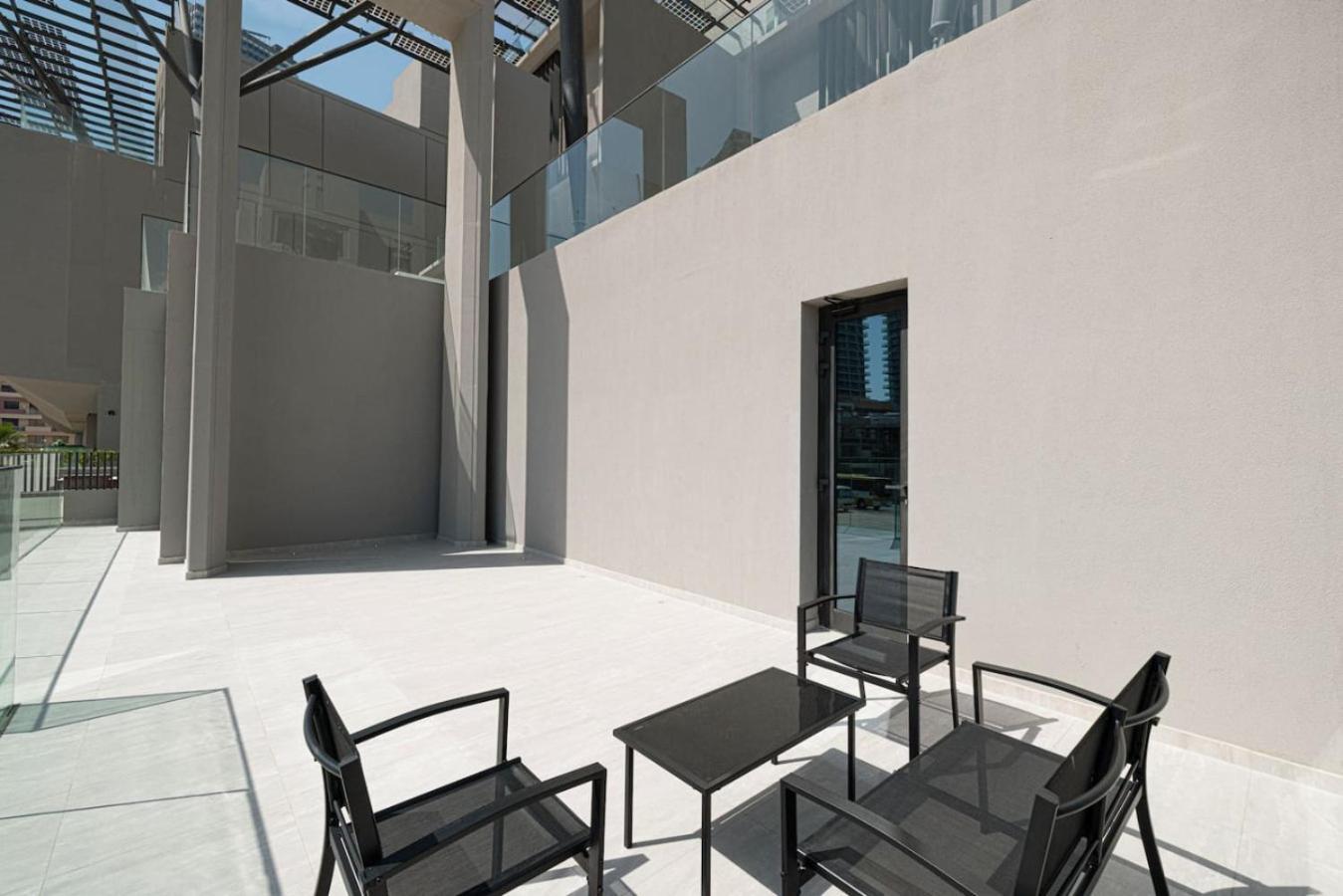 With Balcony And Coworking Space In The Autograph Jvc * Dubai